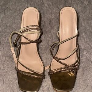 Elegant Gold Strappy Women's Sandals